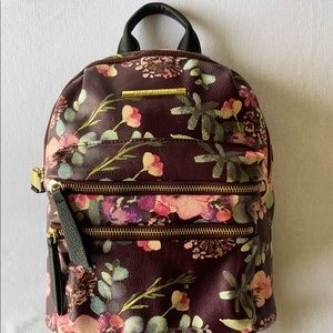 ✨Steve Madden small backpack